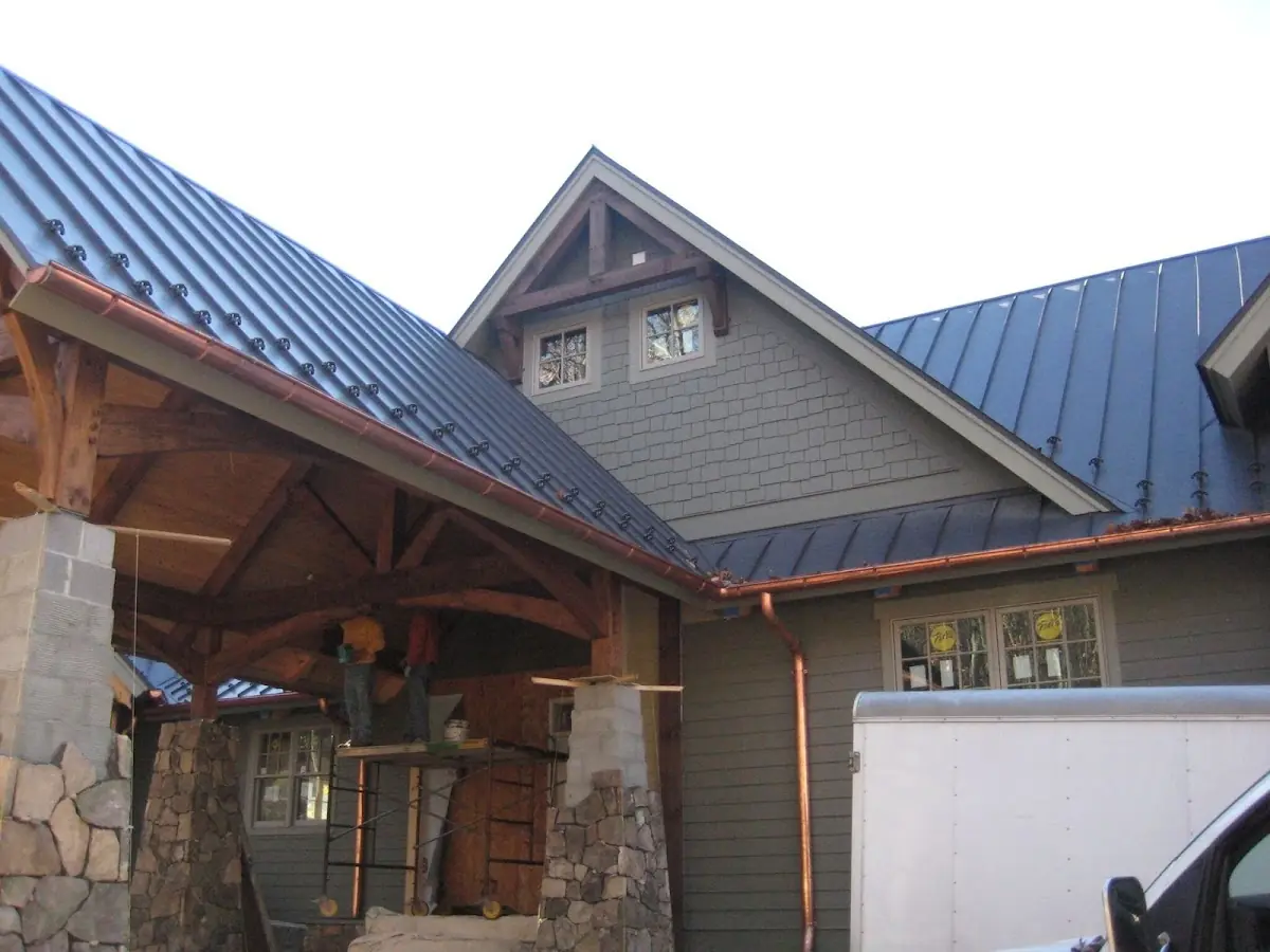 Craftsman Roofing team delivering quality roofing work in Windsong